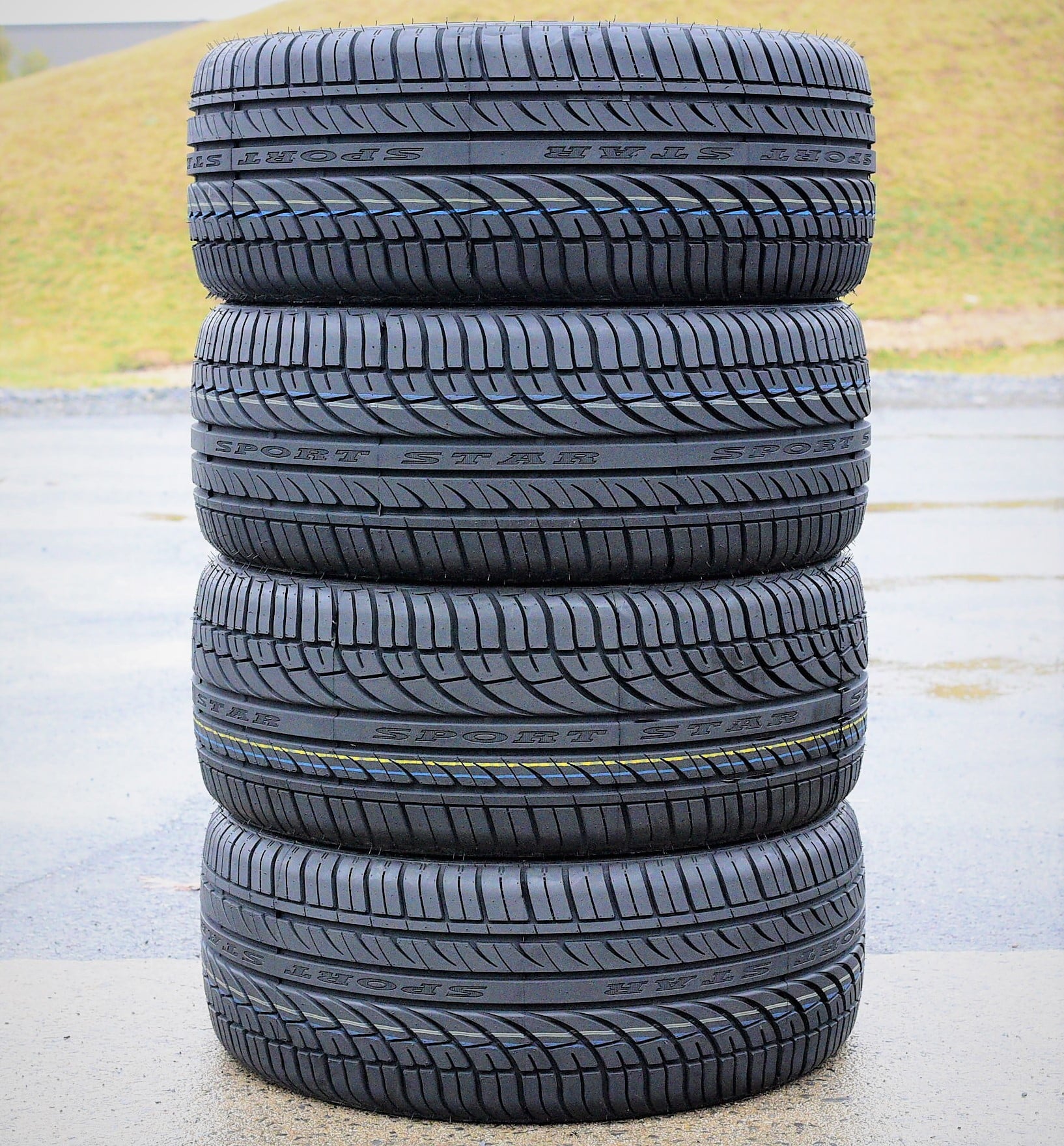 Set of 4 (FOUR) Fullway HP108 235/40R18 ZR 95W XL A/S All Season Performance Tires Fits: 2012-18 Ford Focus Titanium, 2017-23 Honda Civic Sport Touring