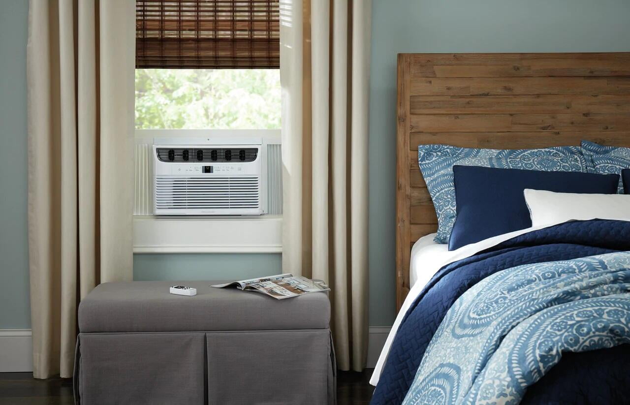 Frigidaire&nbsp;8,000 BTU Window-Mounted Room Air Conditioner