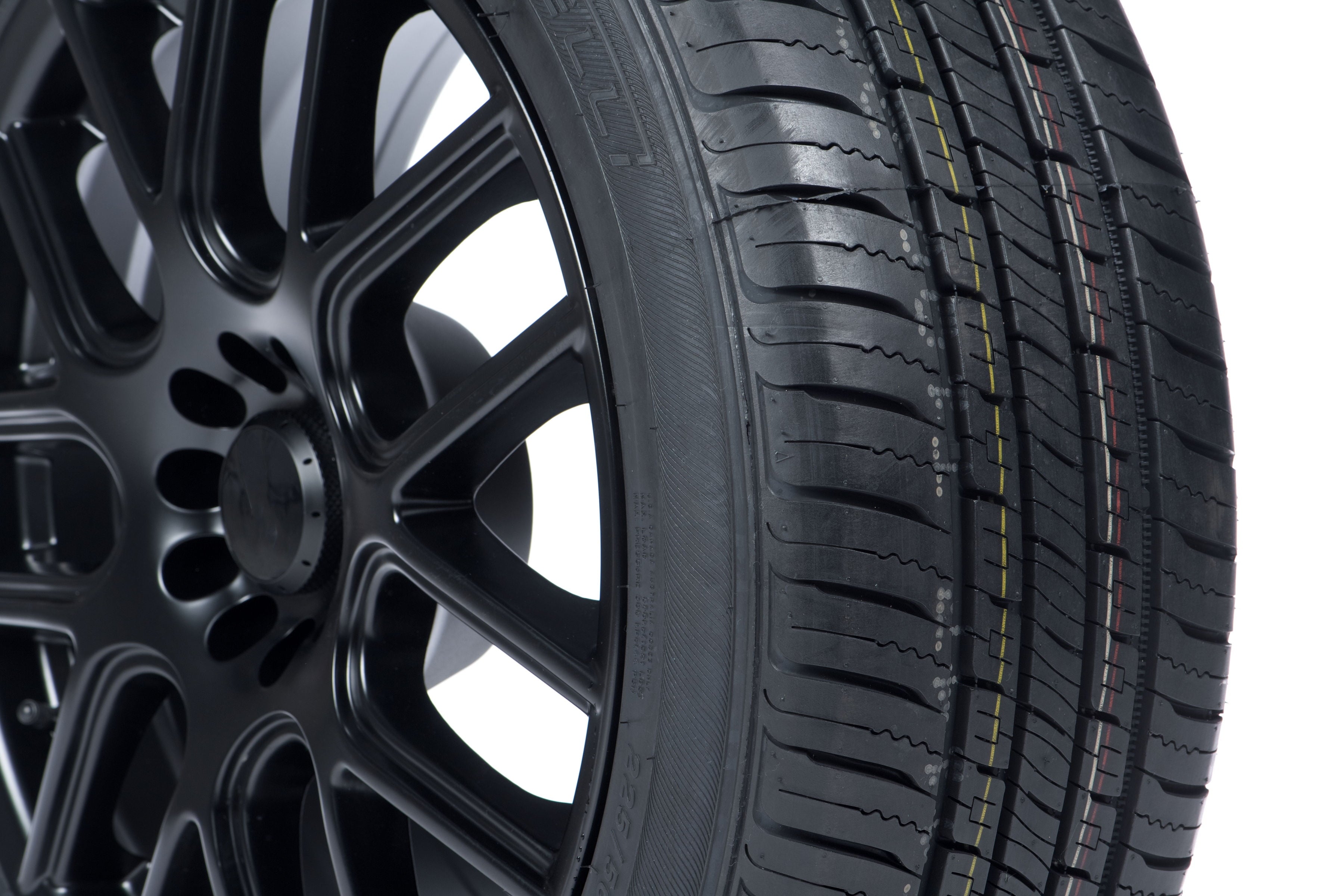 Vercelli Strada 1 All-Season Tire - 255/50R20 109V