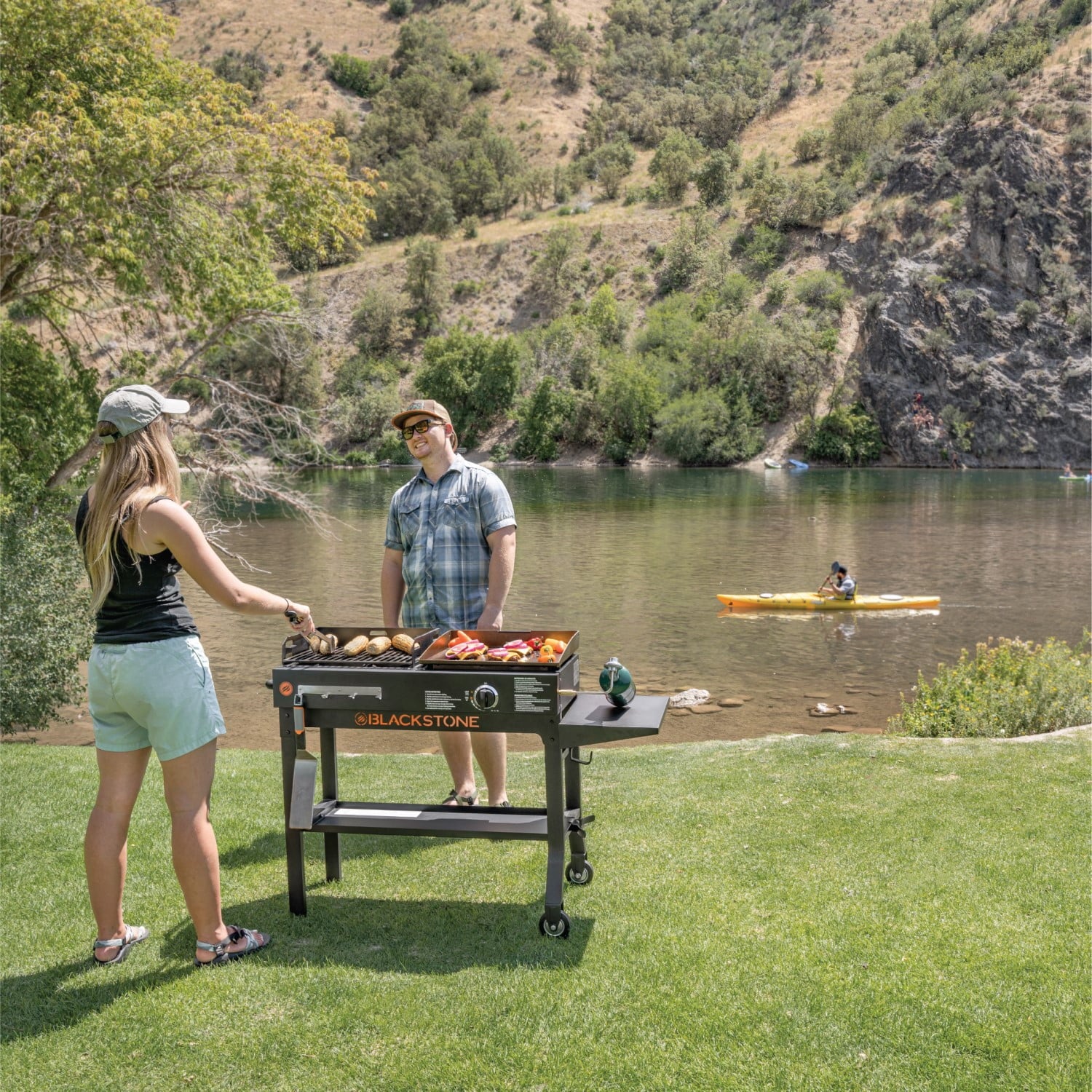 Blackstone Duo 17" Griddle and Charcoal Grill Combo