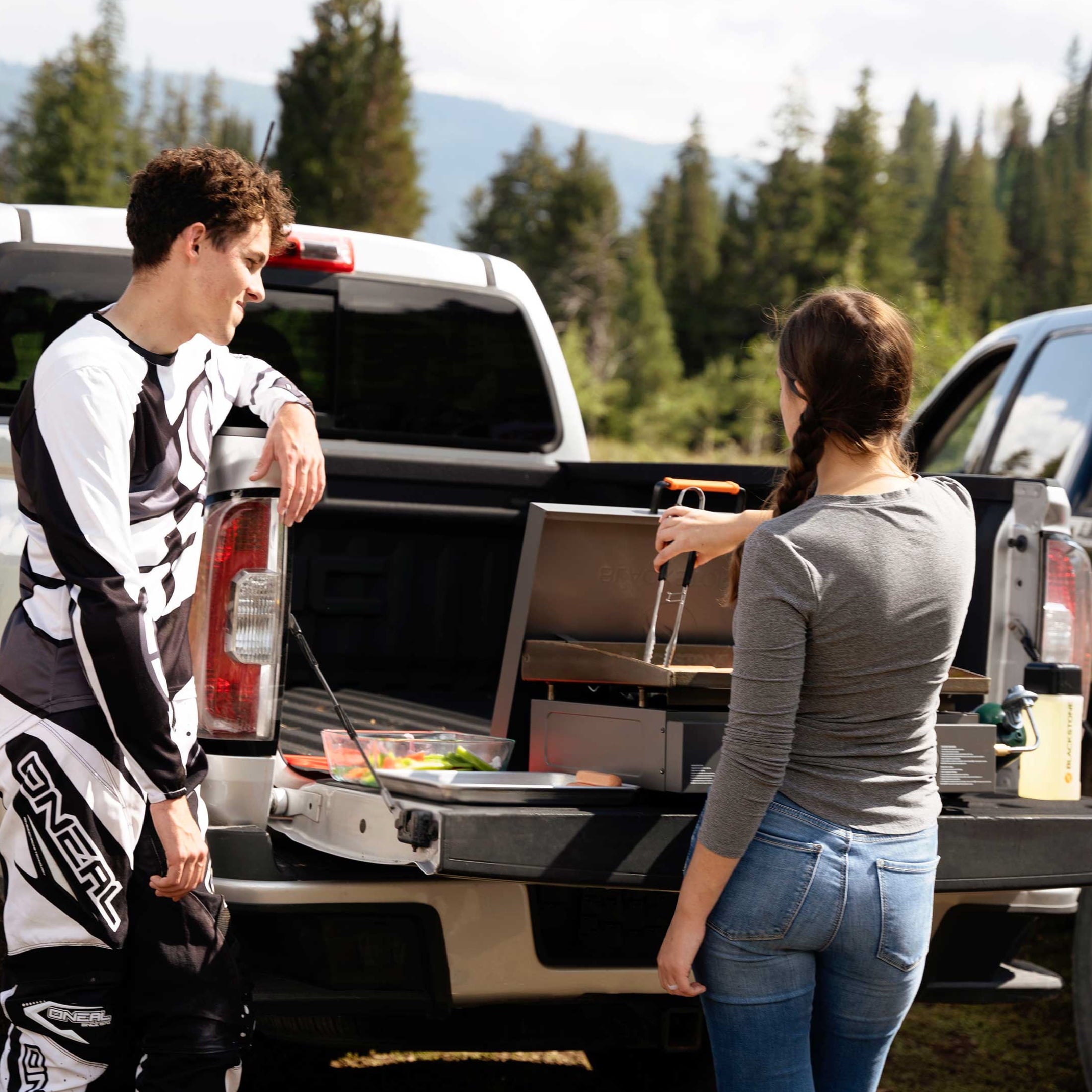 Blackstone Adventure Ready 2-Burner 22" Propane Griddle with Hard Cover in Black