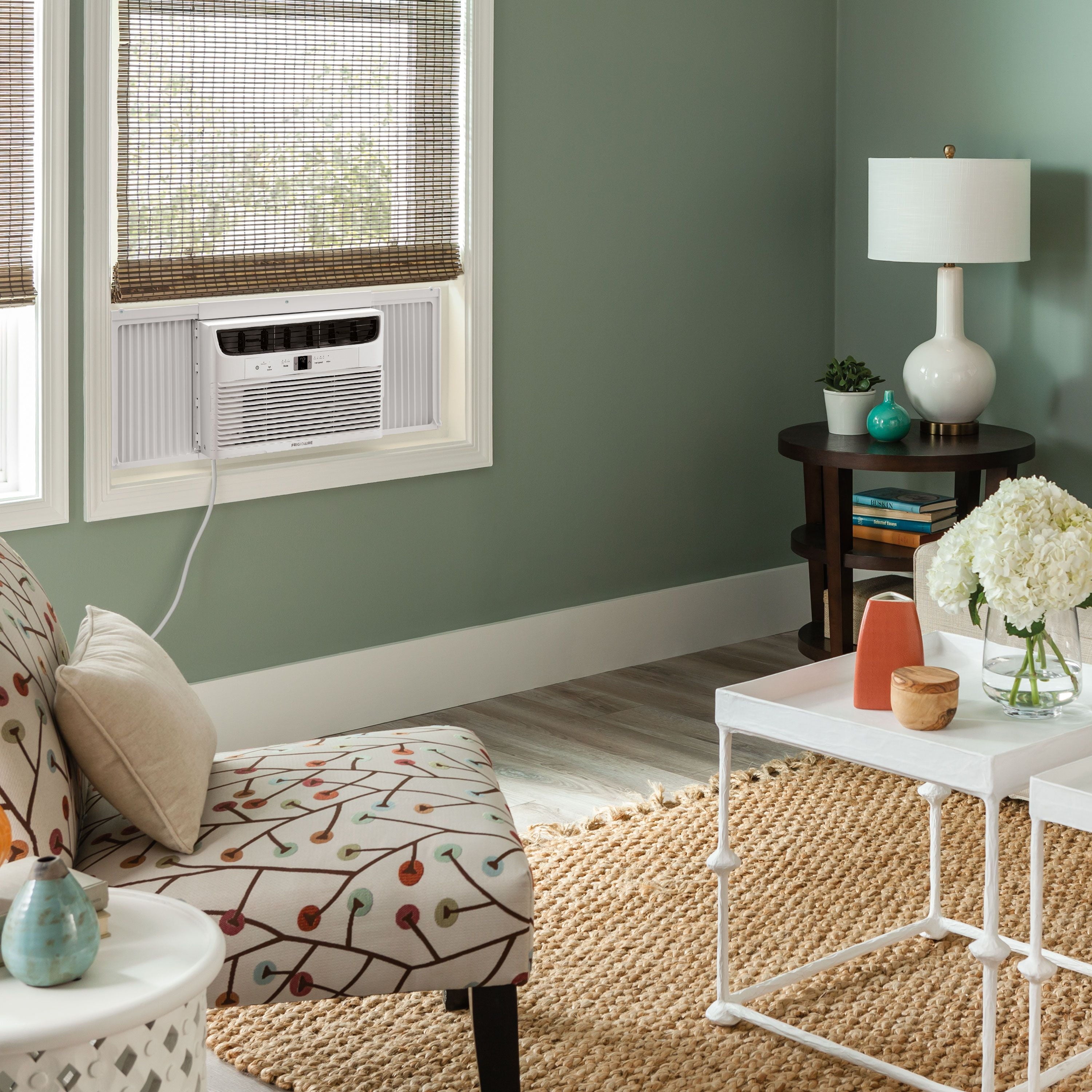 Restored Frigidaire 12,000 BTU 115-Volt Window Air Conditioner with Remote, WIFI, White, FHWW122WCE (Refurbished)