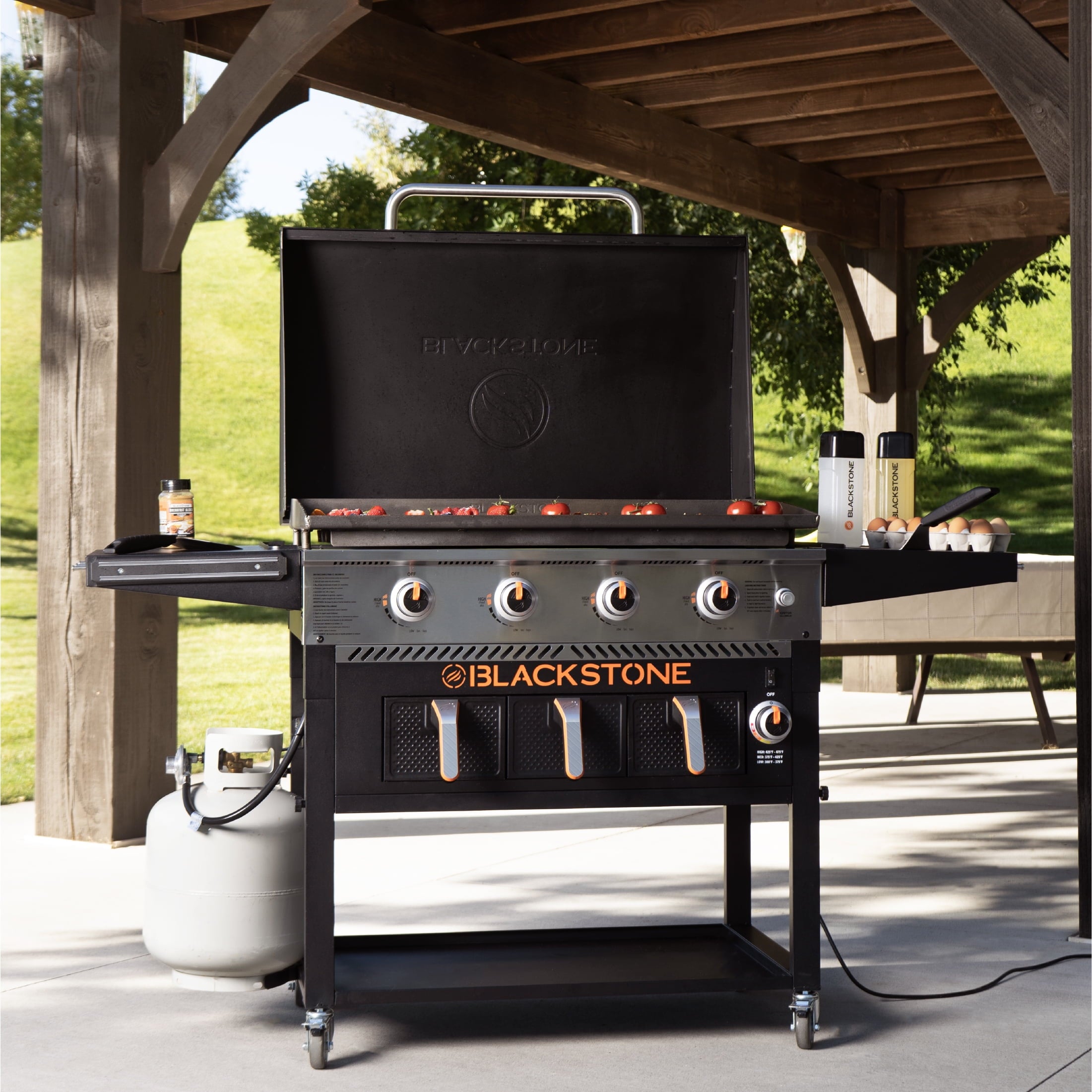 Blackstone 4-Burner 36" Propane Griddle with Air Fryer and Hood