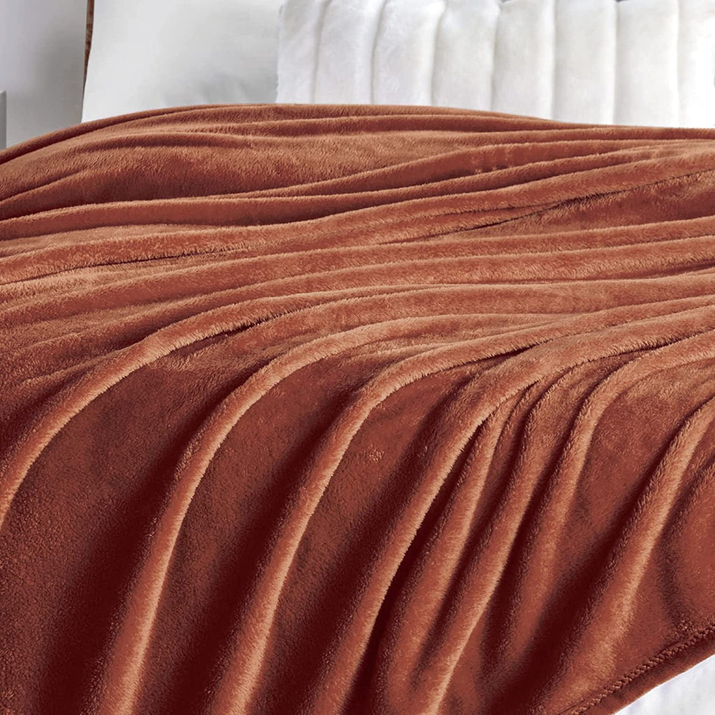 Walensee Ultra Soft Microplush Fleece Throw Blanket, 50" x 60", Orange, Machine Washable