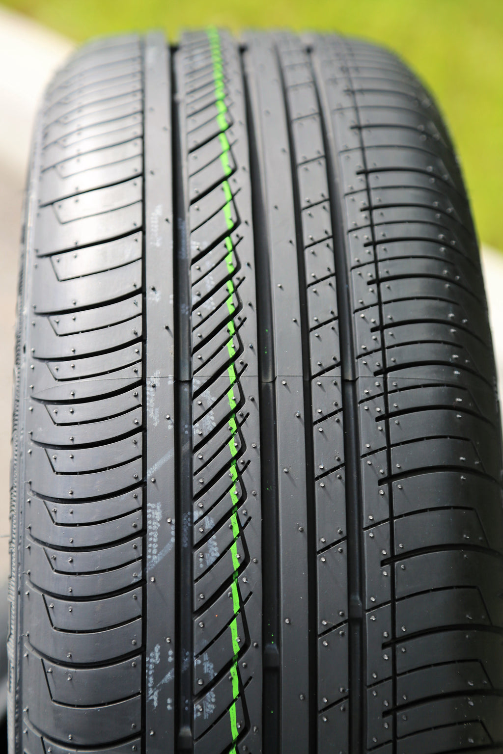 Set of 4 (FOUR) Forceum Ecosa 175/70R13 82H A/S All Season Tires