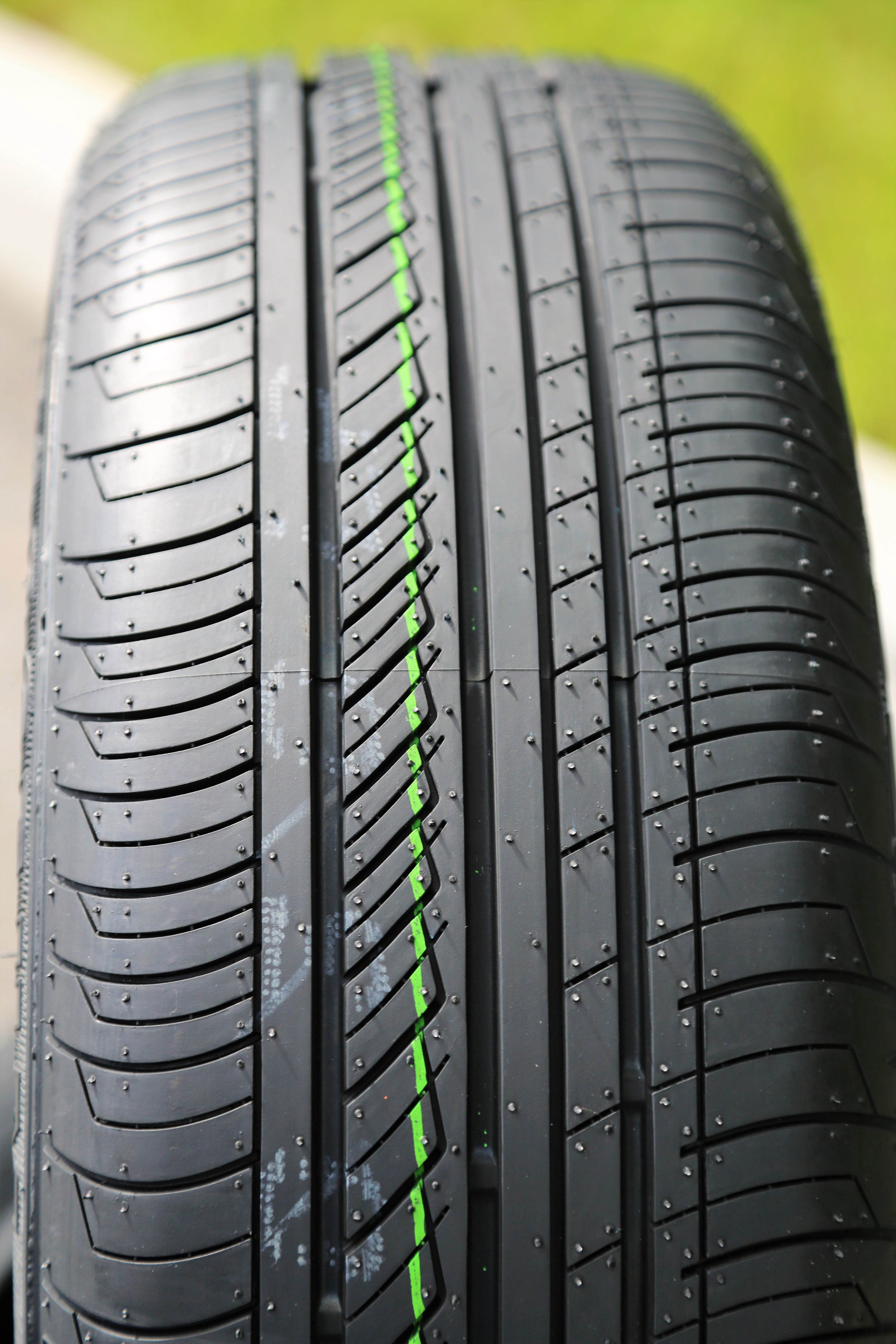 Set of 4 (FOUR) Forceum Ecosa 175/70R13 82H A/S All Season Tires