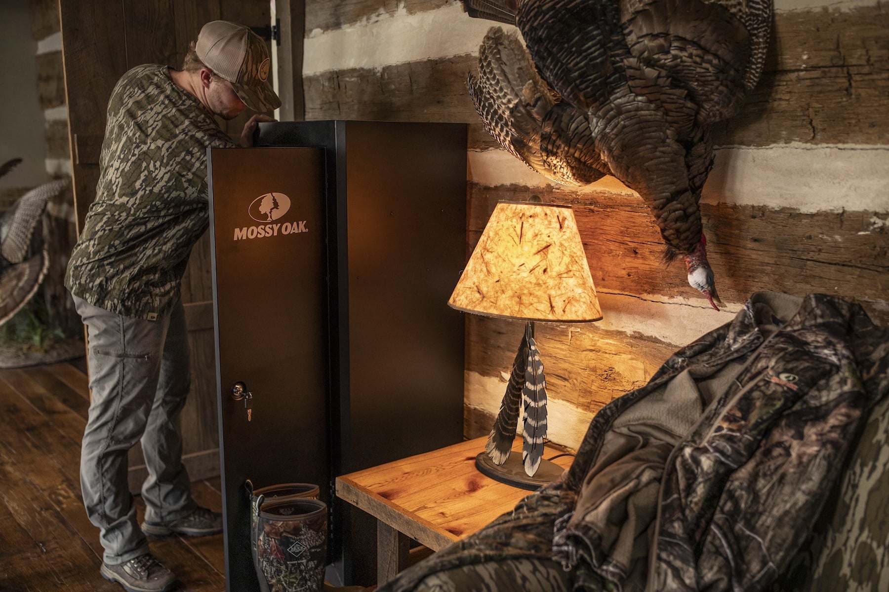 Mossy Oak 18 Gun Security Cabinet, 21 in. x 18 in. x 55 in., Black