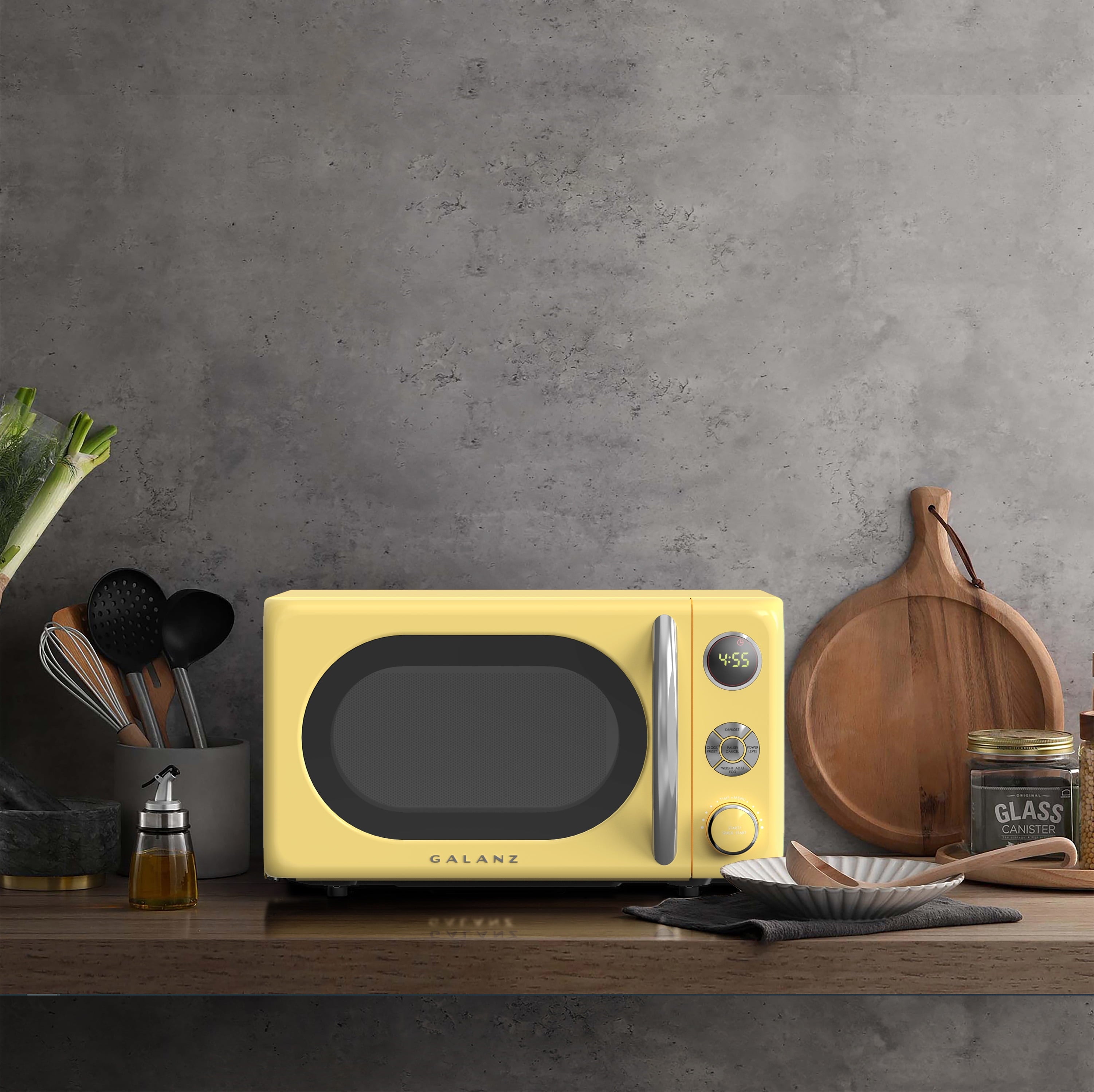 Galanz 0.7 Cu. ft. Retro Countertop Microwave Oven, 700 Watts, Cream Color