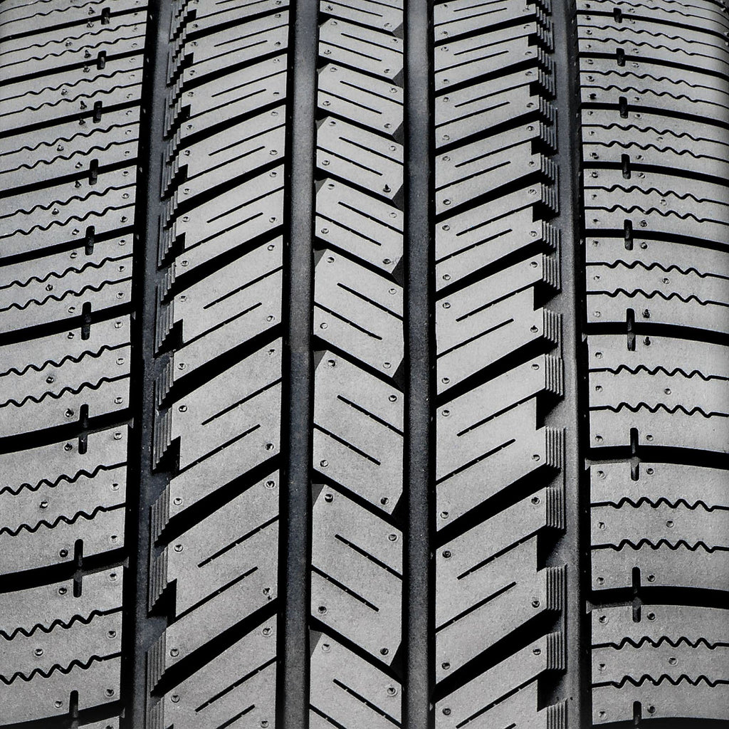 BlackHawk Hiscend-H HT01 All Season 245/65R17 107T Light Truck Tire