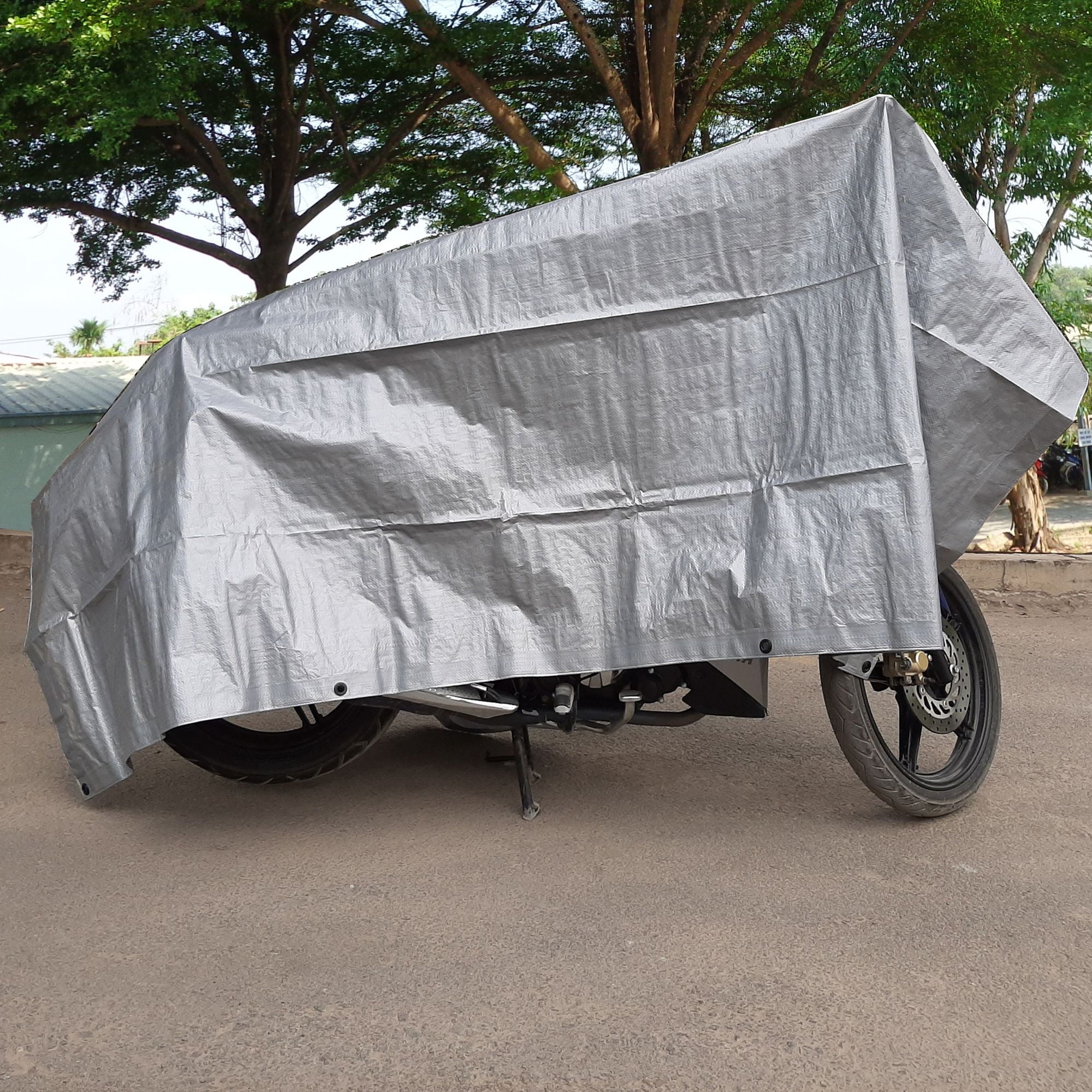 Hyper Tough Weather Resistant Medium Duty 8 x 10' Polyethylene Tarp
