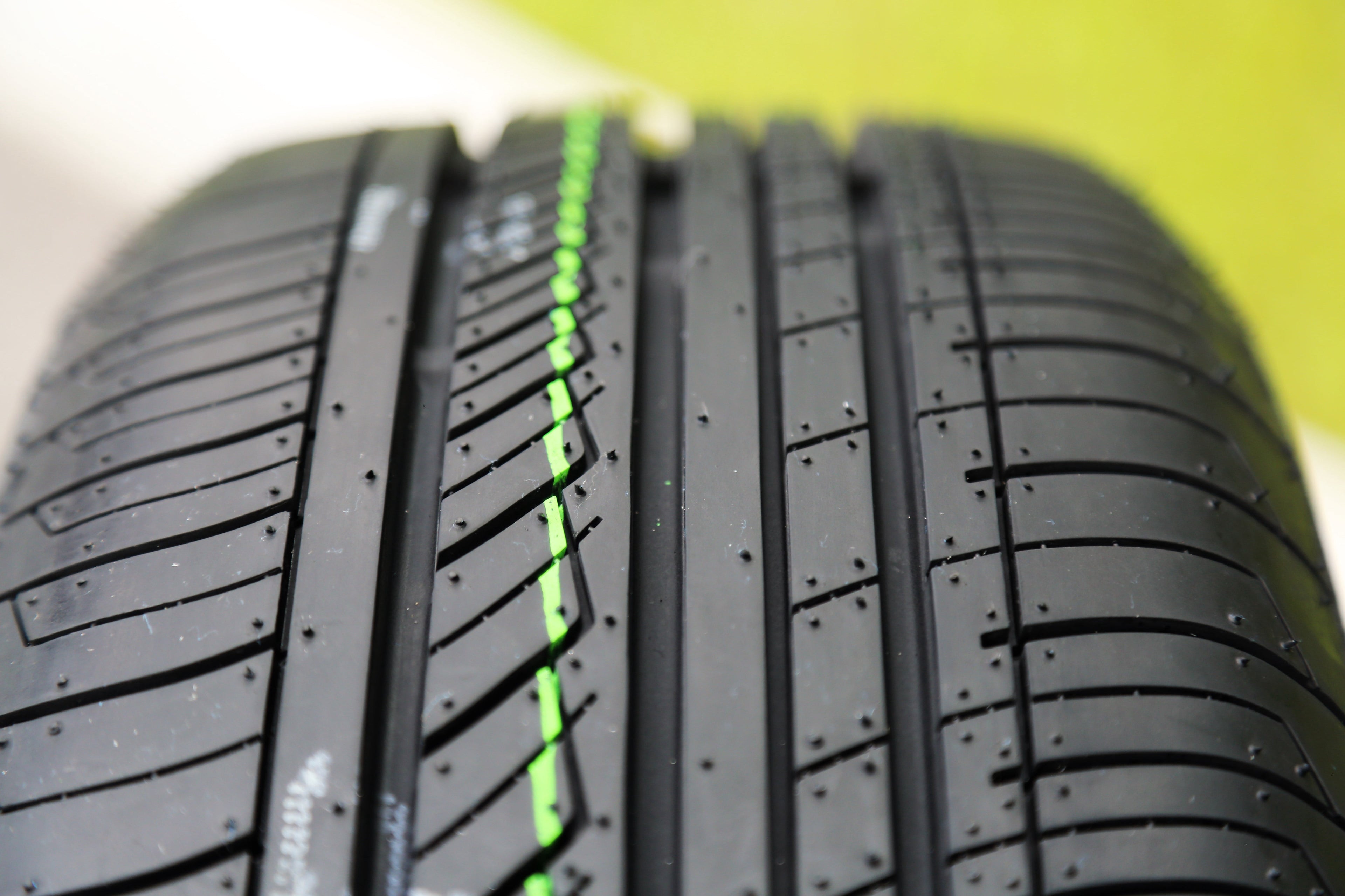 Set of 4 (FOUR) Forceum Ecosa 175/70R13 82H A/S All Season Tires
