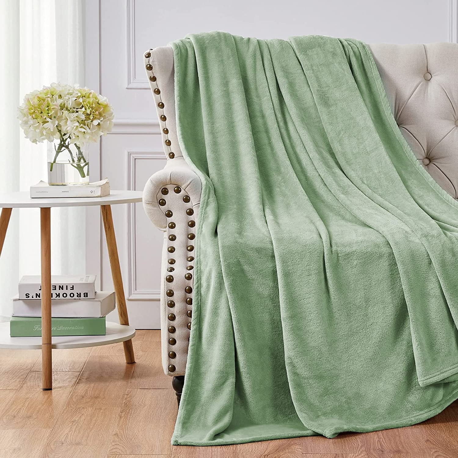 Walensee Ultra Soft Microplush Fleece Throw Blanket, 50" x 60", Orange, Machine Washable