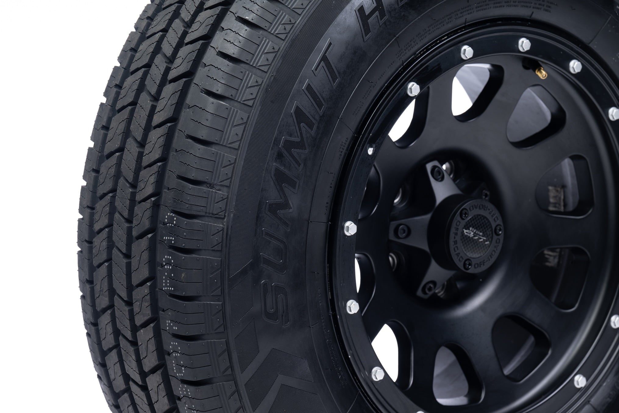 Summit Trail Climber HT II All Season 265/70R17 115T Light Truck Tire