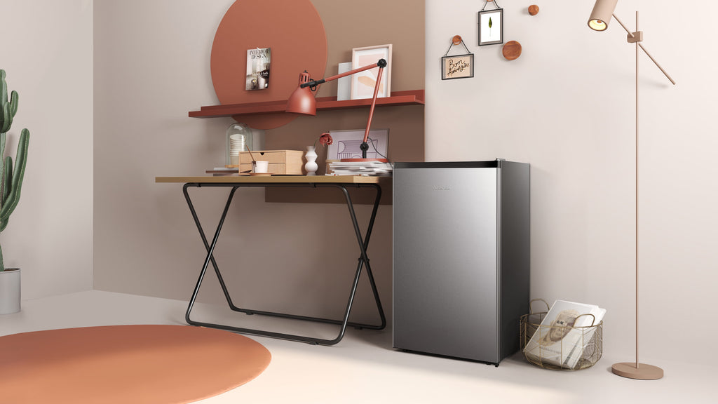 Hisense 4.4 Cu ft. Single Door Mini Fridge with Chiller, Silver 18.7" Width